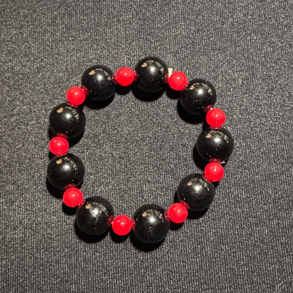 Black Beaded Bracelet silver ascent